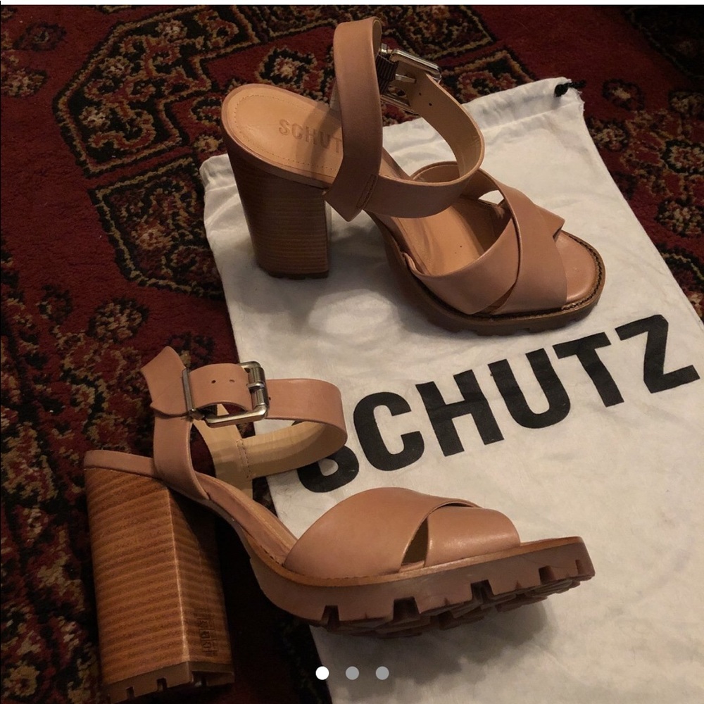 Schutz Sandal